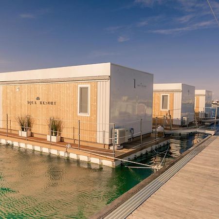 Aqua Resort Giulianova - Houseboat Experience Екстер'єр фото