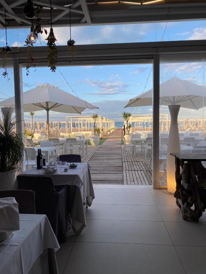 Aqua Resort Giulianova - Houseboat Experience Екстер'єр фото