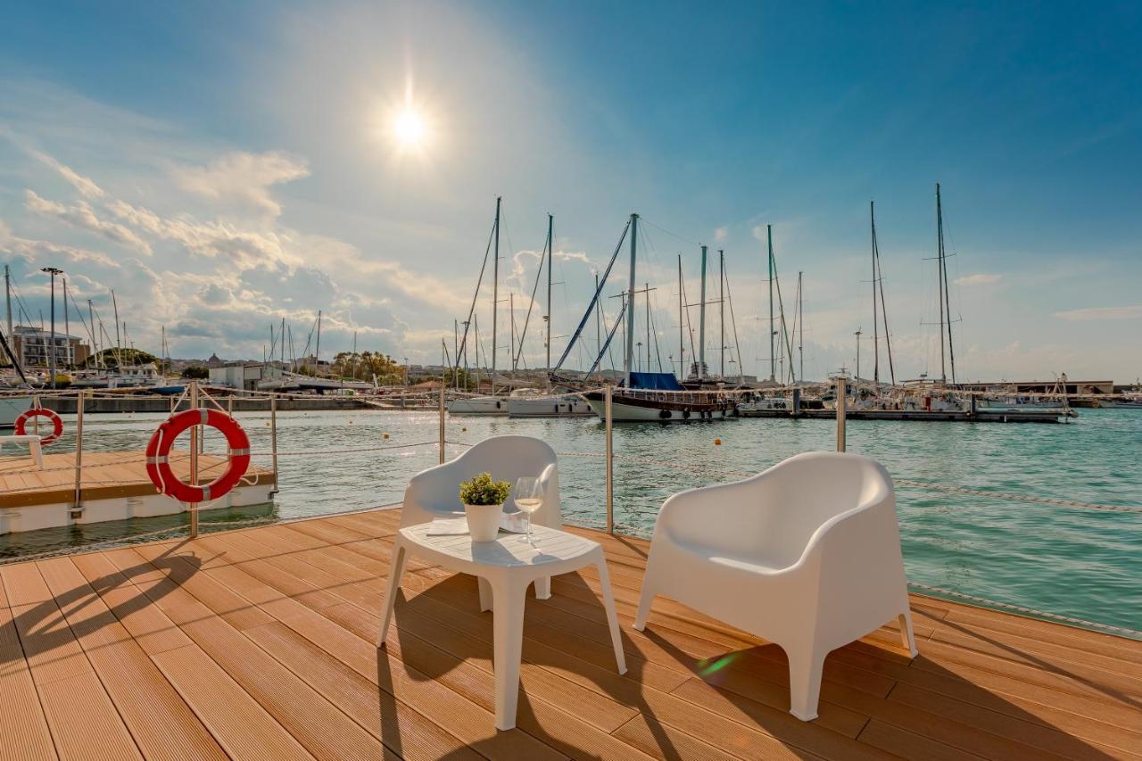 Aqua Resort Giulianova - Houseboat Experience Екстер'єр фото