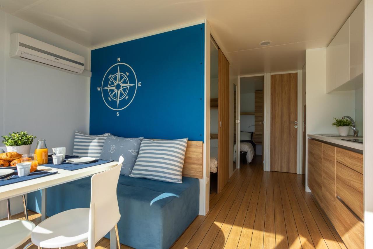 Aqua Resort Giulianova - Houseboat Experience Екстер'єр фото